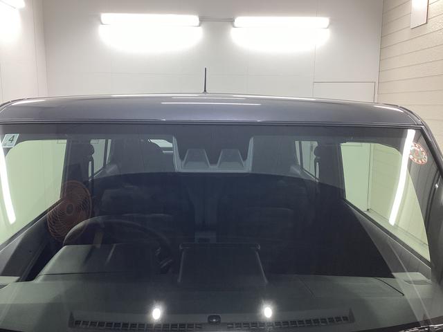 タフト Ｘ　衝突被害軽減ブレーキ　横滑り防止装置　オートハイビーム　アイドリングストップ　ステアリングスイッチ　オートライト　キーフリーシステム　オートエアコン　パノラマカメラ　マット　バイザー（19枚目）