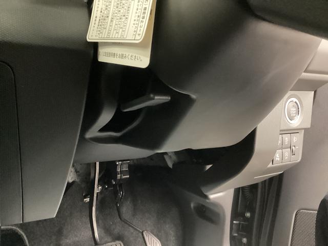 タフト Ｘ　衝突被害軽減ブレーキ　横滑り防止装置　オートハイビーム　アイドリングストップ　ステアリングスイッチ　オートライト　キーフリーシステム　オートエアコン　パノラマカメラ　マット　バイザー（32枚目）