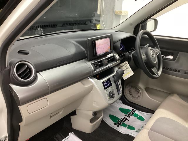 キャスト スタイルＸ　ＳＡＩＩ　衝突被害軽減ブレーキ　横滑り防止装置　オートハイビーム　アイドリングストップ　ステアリングスイッチ　オートライト　キーフリーシステム　オートエアコン　社外ナビ　バックカメラ　マット　バイザー（12枚目）