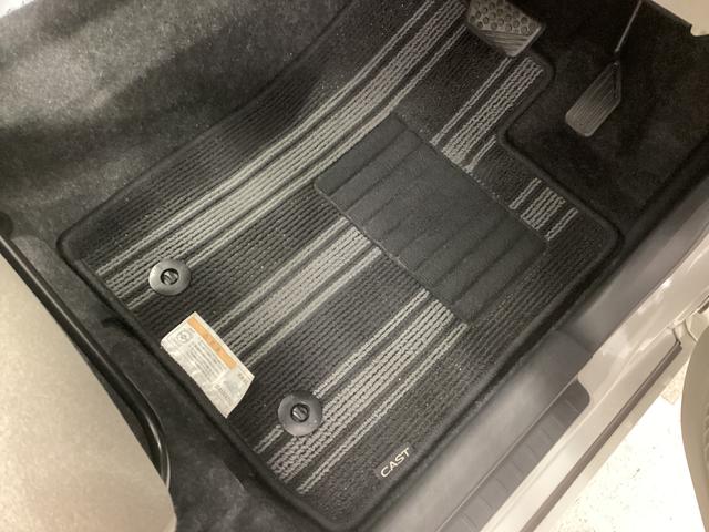 キャスト スタイルＸ　ＳＡＩＩ　衝突被害軽減ブレーキ　横滑り防止装置　オートハイビーム　アイドリングストップ　ステアリングスイッチ　オートライト　キーフリーシステム　オートエアコン　社外ナビ　バックカメラ　マット　バイザー（24枚目）