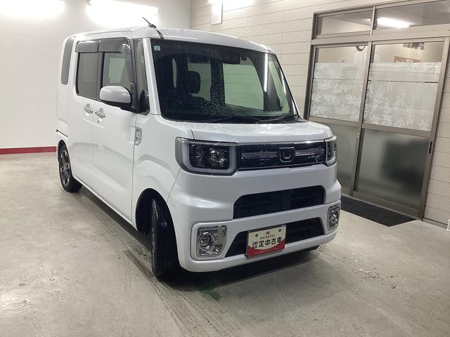 ウェイク ＧターボリミテッドＳＡＩＩＩ　衝突被害軽減ブレーキ　横滑り防止装置　オートハイビーム　アイドリングストップ　ステアリングスイッチ　オートライト　キーフリー　オートエアコン　ナビ　ドラレコ　パノラマカメラ　ＥＴＣ　マット　バイザー（6枚目）