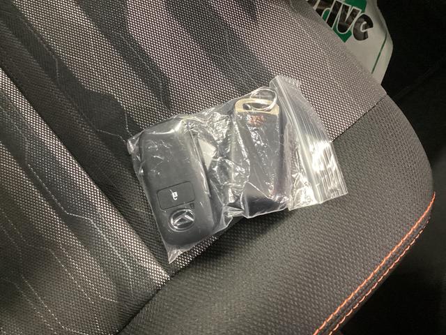 タフト Ｇ　衝突被害軽減ブレーキ　横滑り防止装置　オートハイビーム　アイドリングストップ　ステアリングスイッチ　オートライト　キーフリーシステム　オートエアコン　ナビ　ドラレコ　バックカメラ　ＥＴＣ　マット（33枚目）