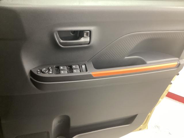 タント ファンクロスターボ　衝突被害軽減ブレーキ　横滑り防止装置　オートハイビーム　アイドリングストップ　ステアリングスイッチ　オートライト　キーフリーシステム　オートエアコン　ナビ　ドラレコ　パノラマカメラ　ＥＴＣ（34枚目）