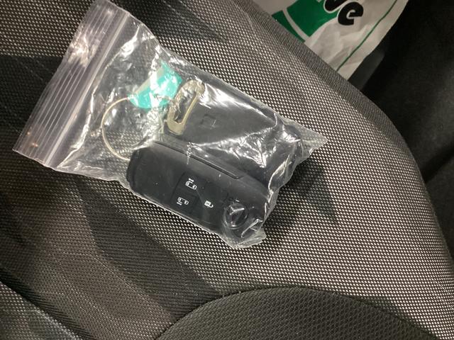 タント ファンクロスターボ　衝突被害軽減ブレーキ　横滑り防止装置　オートハイビーム　アイドリングストップ　ステアリングスイッチ　オートライト　キーフリーシステム　オートエアコン　ナビ　ドラレコ　パノラマカメラ　ＥＴＣ（38枚目）