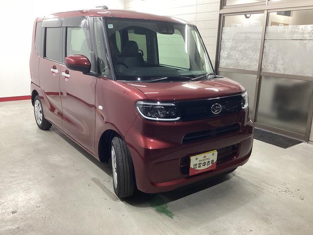 タント Ｘ　衝突被害軽減ブレーキ　横滑り防止装置　オートハイビーム　アイドリングストップ　ステアリングスイッチ　オートライト　キーフリーシステム　オートエアコン　バックカメラ　マット　バイザー（6枚目）