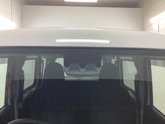 ハイゼットカーゴ ＤＸ　衝突被害軽減ブレーキ　横滑り防止装置　２ＷＤ　ＣＶＴ　エアコン　パワステ　ラジオ　オートハイビーム　アイドリングストップ　オートライト　マット　バイザー（19枚目）