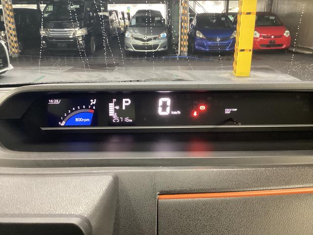 タント ファンクロスターボ　衝突被害軽減ブレーキ　横滑り防止装置　オートハイビーム　アイドリングストップ　ステアリングスイッチ　オートライト　キーフリー　オートエアコン　ナビ　ドラレコ　パノラマカメラ　ＥＴＣ　マットバイザー（30枚目）