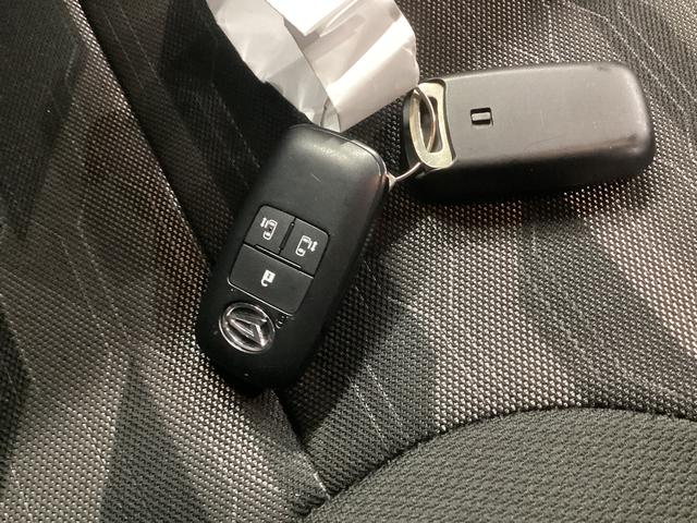 タント ファンクロスターボ　衝突被害軽減ブレーキ　横滑り防止装置　オートハイビーム　アイドリングストップ　ステアリングスイッチ　オートライト　キーフリー　オートエアコン　ナビ　ドラレコ　パノラマカメラ　ＥＴＣ　マットバイザー（37枚目）