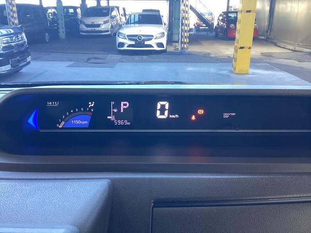 タント カスタムＸ　衝突被害軽減ブレーキ　横滑り防止装置　オートハイビーム　アイドリングストップ　ステアリングスイッチ　オートライト　キーフリーシステム　オートエアコン　パノラマカメラ　マット　バイザー（30枚目）