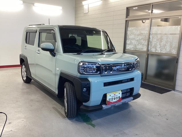 タフト Ｇ　クロムベンチャー　衝突被害軽減ブレーキ　横滑り防止装置　４ＷＤ　オートハイビーム　アイドリングストップ　ステアリングスイッチ　オートライト　キーフリーシステム　モニター付きオーディオ　パノラマカメラ　マット　バイザー（6枚目）