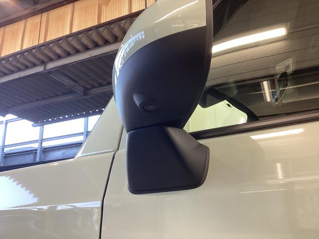 タフト Ｇ　クロムベンチャー　衝突被害軽減ブレーキ　横滑り防止装置　４ＷＤ　オートハイビーム　アイドリングストップ　ステアリングスイッチ　オートライト　キーフリーシステム　モニター付きオーディオ　パノラマカメラ　マット　バイザー（22枚目）