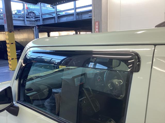 タフト Ｇ　クロムベンチャー　衝突被害軽減ブレーキ　横滑り防止装置　４ＷＤ　オートハイビーム　アイドリングストップ　ステアリングスイッチ　オートライト　キーフリーシステム　モニター付きオーディオ　パノラマカメラ　マット　バイザー（23枚目）