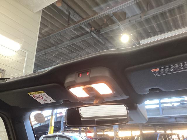 タフト Ｇ　クロムベンチャー　衝突被害軽減ブレーキ　横滑り防止装置　４ＷＤ　オートハイビーム　アイドリングストップ　ステアリングスイッチ　オートライト　キーフリーシステム　モニター付きオーディオ　パノラマカメラ　マット　バイザー（37枚目）