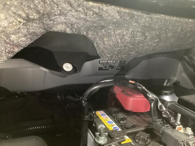 タント カスタムＸ　衝突被害軽減ブレーキ　横滑り防止装置　オートハイビーム　アイドリングストップ　ステアリングスイッチ　オートライト　キーフリーシステム　オートエアコン　パノラマカメラ（18枚目）