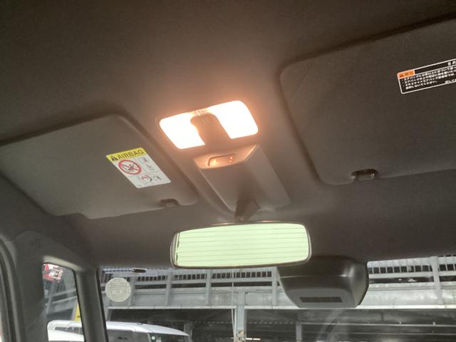 タント カスタムＸ　衝突被害軽減ブレーキ　横滑り防止装置　オートハイビーム　アイドリングストップ　ステアリングスイッチ　オートライト　キーフリーシステム　オートエアコン　パノラマカメラ（36枚目）