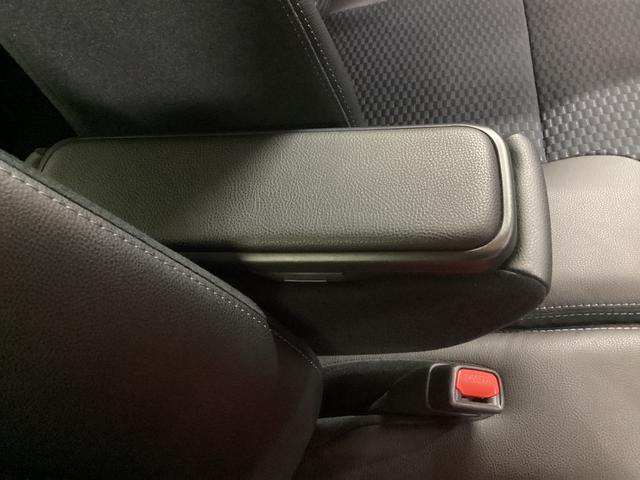 タント カスタムＸ　衝突被害軽減ブレーキ　横滑り防止装置　オートハイビーム　アイドリングストップ　ステアリングスイッチ　オートライト　キーフリーシステム　オートエアコン　パノラマカメラ（37枚目）