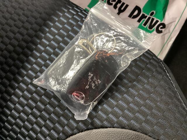 タント カスタムＸ　衝突被害軽減ブレーキ　横滑り防止装置　オートハイビーム　アイドリングストップ　ステアリングスイッチ　オートライト　キーフリーシステム　オートエアコン　パノラマカメラ（38枚目）