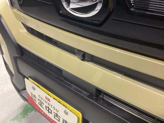 タント ファンクロス　衝突被害軽減ブレーキ　横滑り防止装置　オートハイビーム　アイドリングストップ　ステアリングスイッチ　オートライト　キーフリーシステム　オートエアコン　ナビ　ドラレコ　パノラマカメラ　ＥＴＣ　マット（20枚目）