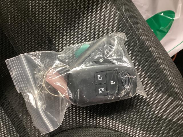 タント ファンクロス　衝突被害軽減ブレーキ　横滑り防止装置　オートハイビーム　アイドリングストップ　ステアリングスイッチ　オートライト　キーフリーシステム　オートエアコン　ナビ　ドラレコ　パノラマカメラ　ＥＴＣ　マット（38枚目）