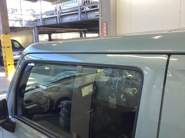 タフト Ｘ　衝突被害軽減ブレーキ　横滑り防止装置　オートハイビーム　アイドリングストップ　ステアリングスイッチ　オートライト　キーフリーシステム　オートエアコン　ナビ　ドラレコ　バックカメラ　ＥＴＣ（25枚目）