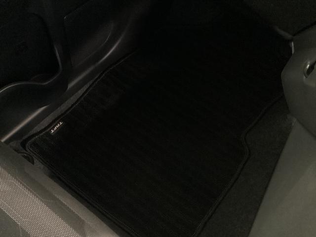 タフト Ｘ　衝突被害軽減ブレーキ　横滑り防止装置　オートハイビーム　アイドリングストップ　ステアリングスイッチ　オートライト　キーフリーシステム　オートエアコン　ナビ　ドラレコ　バックカメラ　ＥＴＣ（27枚目）