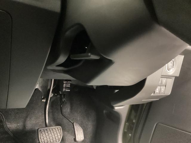 タフト Ｇ　クロムベンチャー　衝突被害軽減ブレーキ　横滑り防止装置　オートハイビーム　アイドリングストップ　ステアリングスイッチ　オートライト　キーフリーシステム　オートエアコン　ナビ　ドラレコ　パノラマカメラ　ＥＴＣ　マット（32枚目）