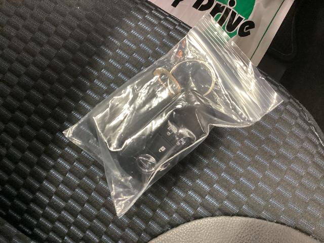 タント カスタムＸ　衝突被害軽減ブレーキ　横滑り防止装置　オートハイビーム　アイドリングストップ　ステアリングスイッチ　オートライト　キーフリー　オートエアコン　ナビ　ドラレコ　パノラマカメラ　ＥＴＣ　マット　バイザー（37枚目）