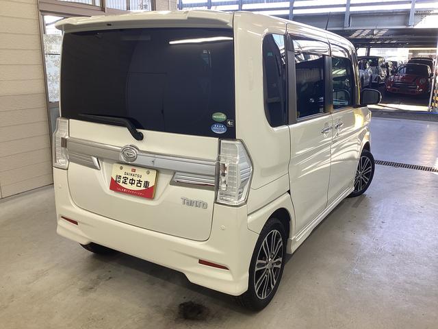 タント カスタムＲＳ　トップエディションＳＡＩＩ　衝突被害軽減ブレーキ　横滑り防止装置　アイドリングストップ　ステアリングスイッチ　オートライト　キーフリーシステム　オートエアコン　ナビ　バックカメラ　マット　バイザー（8枚目）