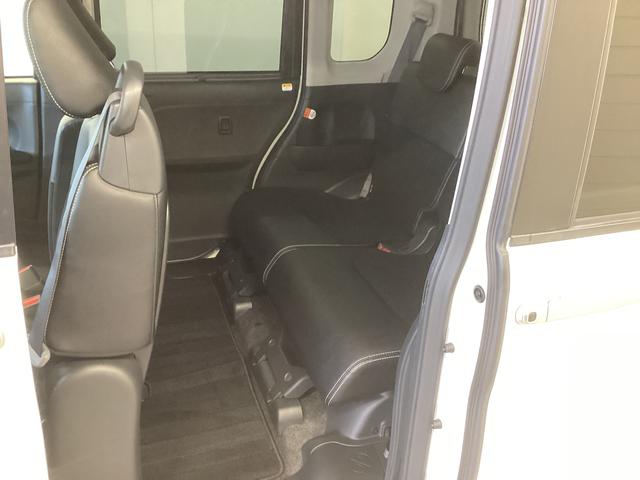 タント カスタムＲＳ　トップエディションＳＡＩＩ　衝突被害軽減ブレーキ　横滑り防止装置　アイドリングストップ　ステアリングスイッチ　オートライト　キーフリーシステム　オートエアコン　ナビ　バックカメラ　マット　バイザー（14枚目）