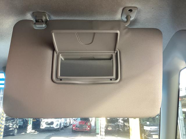 タント カスタムＲＳ　トップエディションＳＡＩＩ　衝突被害軽減ブレーキ　横滑り防止装置　アイドリングストップ　ステアリングスイッチ　オートライト　キーフリーシステム　オートエアコン　ナビ　バックカメラ　マット　バイザー（35枚目）