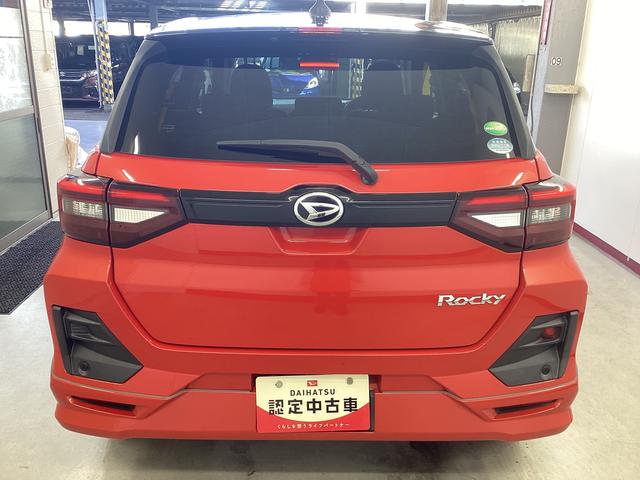 ロッキー G 衝突被害軽減ブレーキ 横滑り防止装置 オートハイビーム アイドリングストップ ステアリングスイッチ オートライト キーフリーシステム オートエアコン CDチューナー ETC マット バイザー(3枚目)