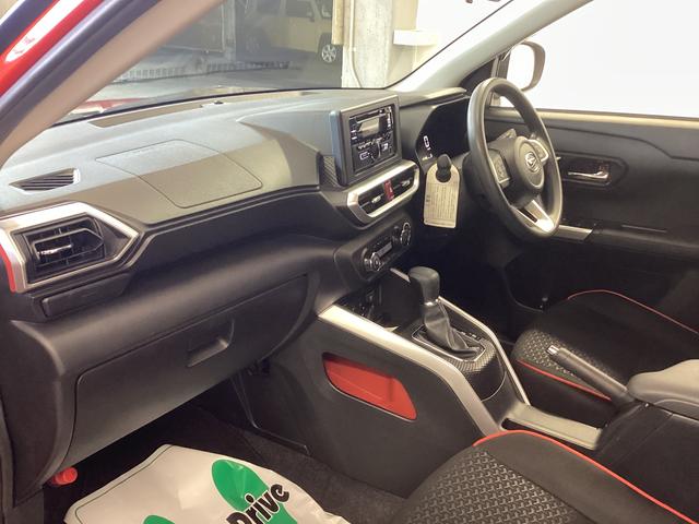 ロッキー G 衝突被害軽減ブレーキ 横滑り防止装置 オートハイビーム アイドリングストップ ステアリングスイッチ オートライト キーフリーシステム オートエアコン CDチューナー ETC マット バイザー(12枚目)