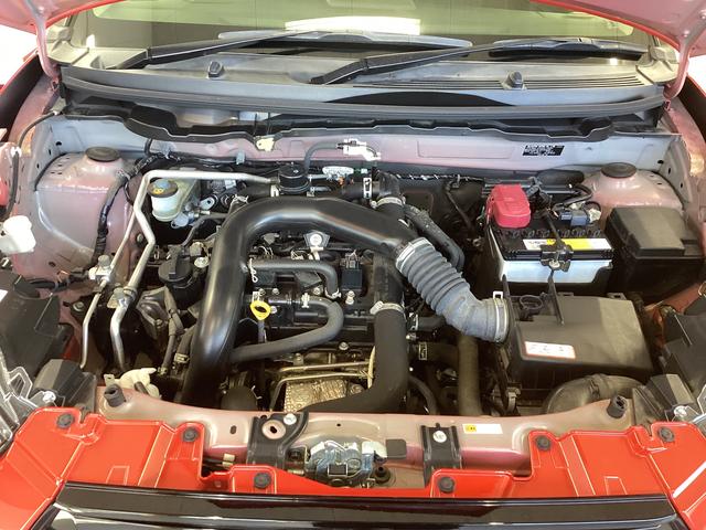 ロッキー G 衝突被害軽減ブレーキ 横滑り防止装置 オートハイビーム アイドリングストップ ステアリングスイッチ オートライト キーフリーシステム オートエアコン CDチューナー ETC マット バイザー(17枚目)