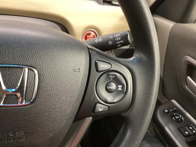 フリード Ｇ・ホンダセンシング　衝突被害軽減ブレーキ　横滑り防止装置　アイドリングストップ　ステアリングスイッチ　オートライト　キーフリーシステム　オートエアコン　ナビ　バックカメラ　ＥＴＣ　マット　バイザー（29枚目）