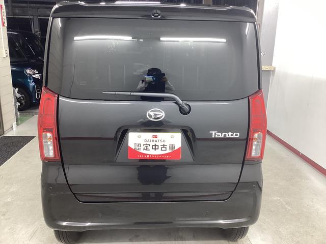 タント Ｘ　衝突被害軽減ブレーキ　横滑り防止装置　オートハイビーム　アイドリングストップ　ステアリングスイッチ　オートライト　キーフリーシステム　オートエアコン　ナビ　ドラレコ　パノラマカメラ　ＥＴＣ　マット（3枚目）