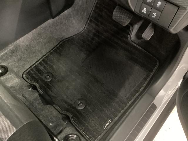 タフト Ｇ　クロムベンチャー　衝突被害軽減ブレーキ　横滑り防止装置　オートハイビーム　アイドリングストップ　ステアリングスイッチ　オートライト　キーフリー　オートエアコン　ナビ　ドラレコ　パノラマカメラ　ＥＴＣ　マット　バイザー（24枚目）