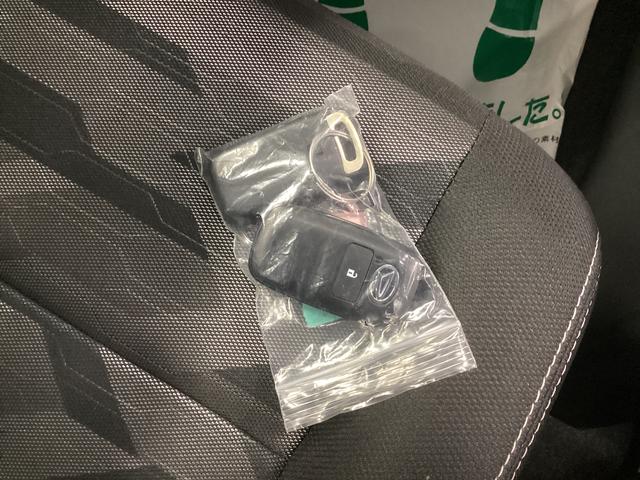 タフト Ｇ　クロムベンチャー　衝突被害軽減ブレーキ　横滑り防止装置　オートハイビーム　アイドリングストップ　ステアリングスイッチ　オートライト　キーフリー　オートエアコン　ナビ　ドラレコ　パノラマカメラ　ＥＴＣ　マット　バイザー（37枚目）