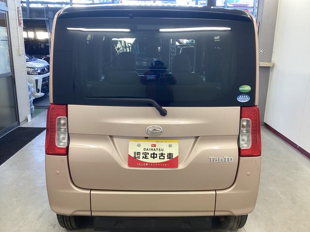 タント Ｘ　ＳＡＩＩＩ　スローパー　リアシートツキ　衝突被害軽減ブレーキ　横滑り防止装置　オートハイビーム　アイドリングストップ　ステアリングスイッチ　オートライト　キーフリーシステム　オートエアコン　ナビ　バックカメラ　ＥＴＣ　マット　バイザー（3枚目）
