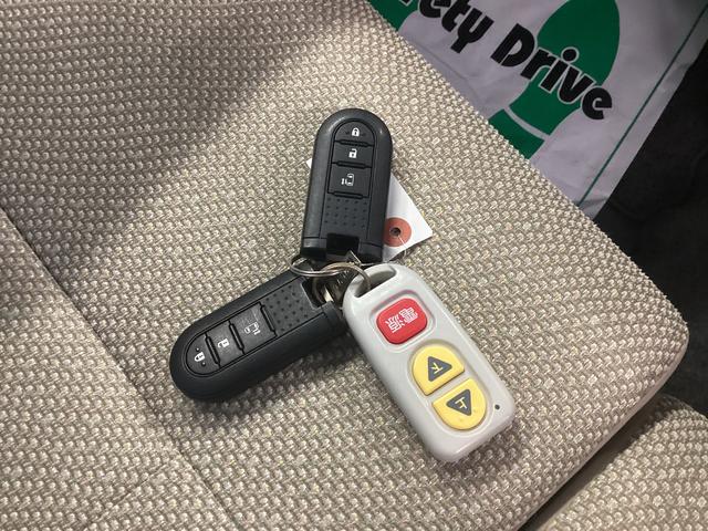 タント Ｘ　ＳＡＩＩＩ　スローパー　リアシートツキ　衝突被害軽減ブレーキ　横滑り防止装置　オートハイビーム　アイドリングストップ　ステアリングスイッチ　オートライト　キーフリーシステム　オートエアコン　ナビ　バックカメラ　ＥＴＣ　マット　バイザー（35枚目）