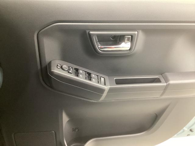 タフト Ｇ　クロムベンチャー　衝突被害軽減ブレーキ　横滑り防止装置　オートハイビーム　アイドリングストップ　ステアリングスイッチ　オートライト　キーフリーシステム　オートエアコン　ナビ　ドラレコ　パノラマカメラ　ＥＴＣ　マット（34枚目）