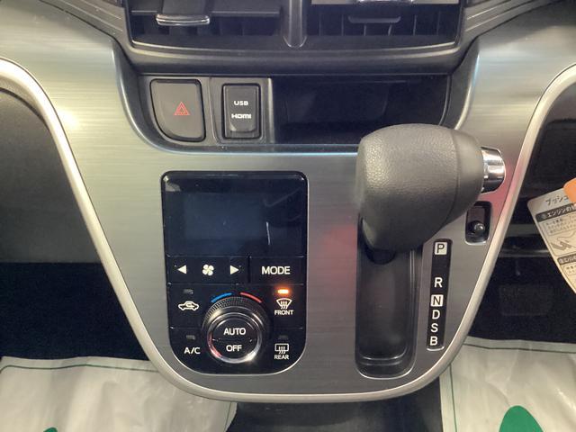 ムーヴ カスタム　ＲＳ　ＳＡＩＩ　衝突被害軽減ブレーキ　横滑り防止装置　４ＷＤ　アイドリングストップ　ステアリングスイッチ　オートライト　キーフリーシステム　オートエアコン　ナビ　ドラレコ　バックカメラ　ＥＴＣ　マット　バイザー（11枚目）