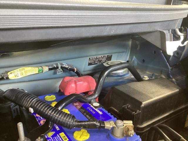 ムーヴ カスタム　ＲＳ　ＳＡＩＩ　衝突被害軽減ブレーキ　横滑り防止装置　４ＷＤ　アイドリングストップ　ステアリングスイッチ　オートライト　キーフリーシステム　オートエアコン　ナビ　ドラレコ　バックカメラ　ＥＴＣ　マット　バイザー（18枚目）