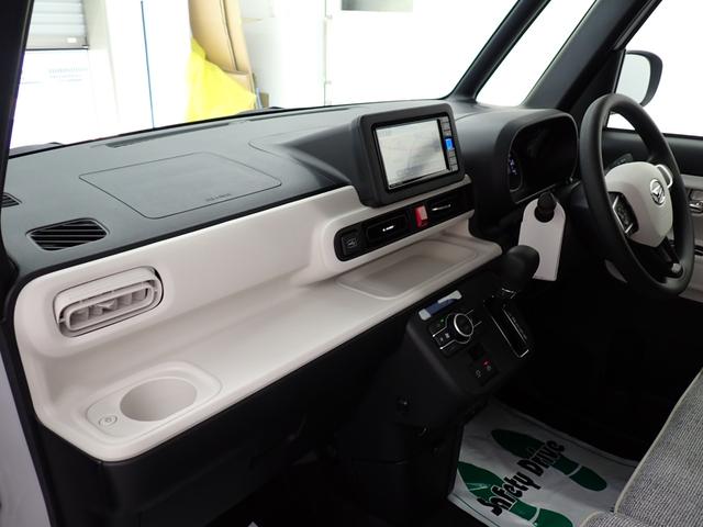 ムーヴキャンバス ストライプスＧ　衝突被害軽減ブレーキ　横滑り防止装置　オートハイビーム　アイドリングストップ　ステアリングスイッチ　オートライト　キーフリー　オートエアコン　ナビ　ドラレコ　バックカメラ　ＥＴＣ　マット　バイザー（12枚目）