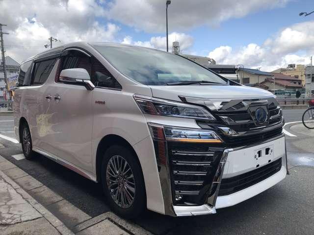 エグゼクティブラウンジ 4WD フルセグ 全方位カメラ(4枚目)