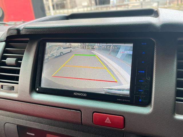 ハイエースバン ロングスーパーＧＬ　３型　後期　ナビ　地デジ　Ｂｌｕｅｔｏｏｔｈ　カロッツェリアフリップダウンモニター　シートカバー　ベッドキット　後席シートベルト　前後デッキカバー　Ｒ７．９オルタネーター交換済み　ディーゼル１＆２施工（36枚目）