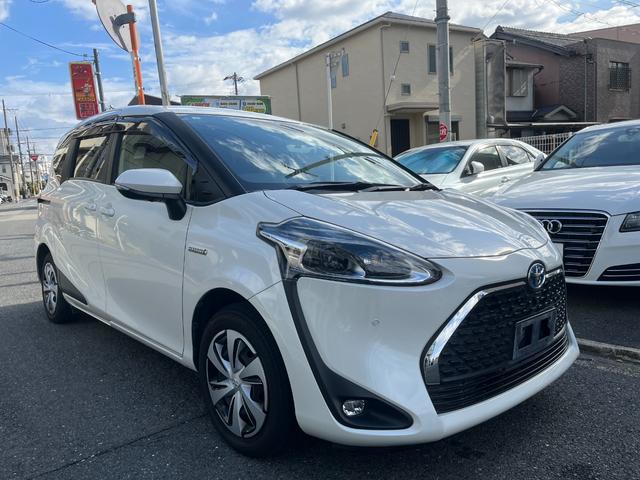 シエンタ ハイブリッドＧ　クエロ　ワンオーナー車　７人乗り　９インチナビ　全方位カメラ　両側Ｐスライドドア　クルコン　バックカメラカメラ　ハーフレザーシート　レーンアシスト　Ｂｌｕｅｔｏｏｔｈ　スペアキー有　ドラレコ（4枚目）