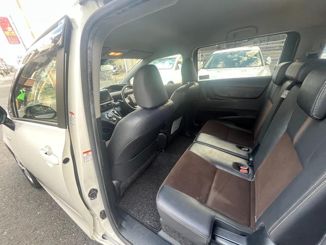 シエンタ ハイブリッドＧ　クエロ　ワンオーナー車　７人乗り　９インチナビ　全方位カメラ　両側Ｐスライドドア　クルコン　バックカメラカメラ　ハーフレザーシート　レーンアシスト　Ｂｌｕｅｔｏｏｔｈ　スペアキー有　ドラレコ（23枚目）