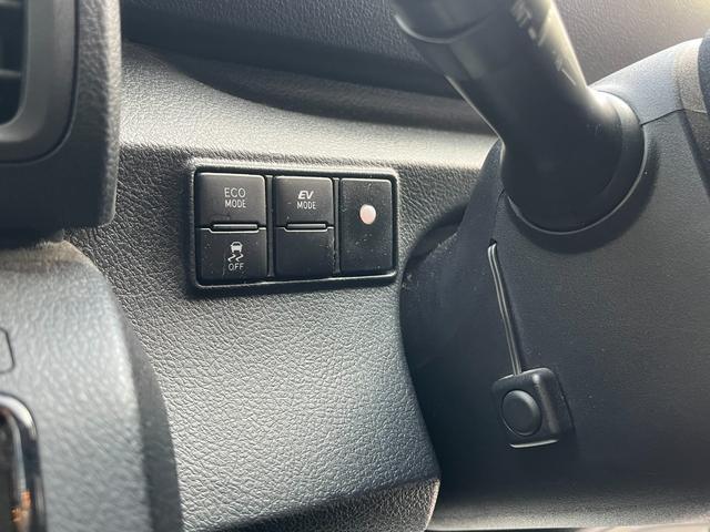 シエンタ ハイブリッドＧ　クエロ　ワンオーナー車　７人乗り　９インチナビ　全方位カメラ　両側Ｐスライドドア　クルコン　バックカメラカメラ　ハーフレザーシート　レーンアシスト　Ｂｌｕｅｔｏｏｔｈ　スペアキー有　ドラレコ（50枚目）