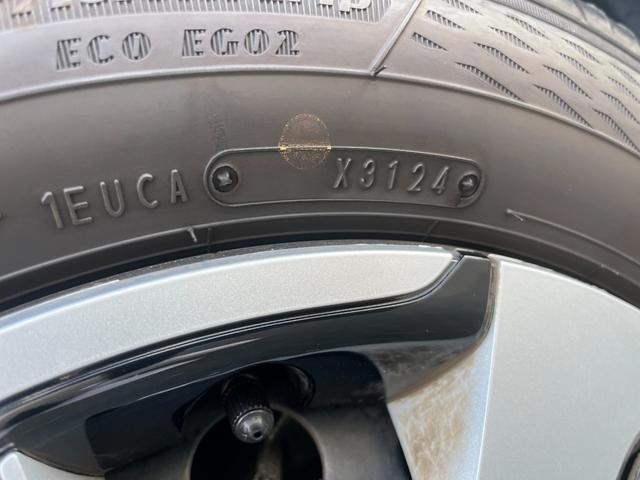 シエンタ ハイブリッドＧ　クエロ　ワンオーナー車　７人乗り　９インチナビ　全方位カメラ　両側Ｐスライドドア　クルコン　バックカメラカメラ　ハーフレザーシート　レーンアシスト　Ｂｌｕｅｔｏｏｔｈ　スペアキー有　ドラレコ（67枚目）