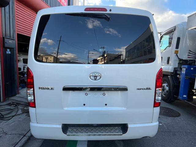 ハイエースバン スーパーＧＬ　ダークプライムＩＩ　スーパーＧＬ　ダークプライムＩＩ　５型　アルパインＢＩＧＸ１１　デイトナ１６インチ　２インチローダウン　トヨタセーフティセンス・ＬＥＤヘッドライト・プッシュスタート・ドライブレコーダー　ＥＴＣ（4枚目）